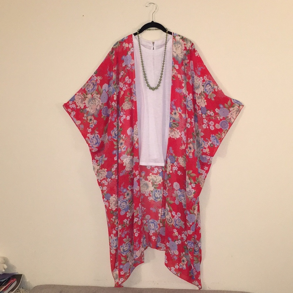 Coral Floral Kimono 🌸